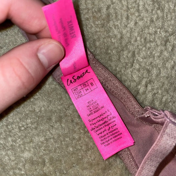 Coral Bra - 34B - Picture 3 of 4